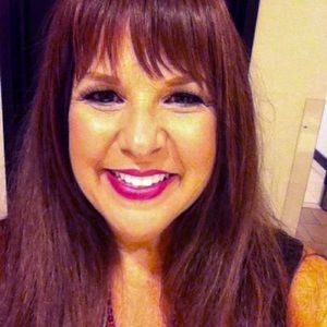 Meet your Posher, Lorraine